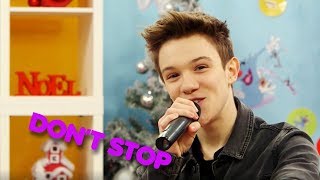 LENNI KIM chante DONT STOP LIVE DE NOEL [upl. by Eeldivad491]