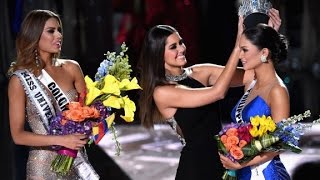 Wrong contestant mistakenly crowned at Miss Universe [upl. by Katlaps]